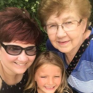 Meet your Posher, Beverly